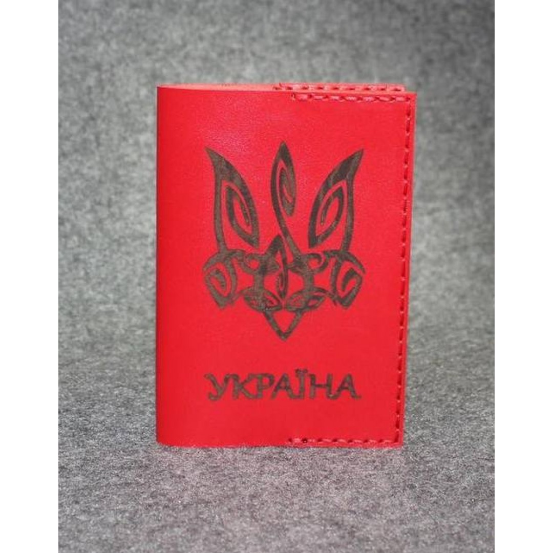 Обложка на паспорт кожаная с гербом красная
